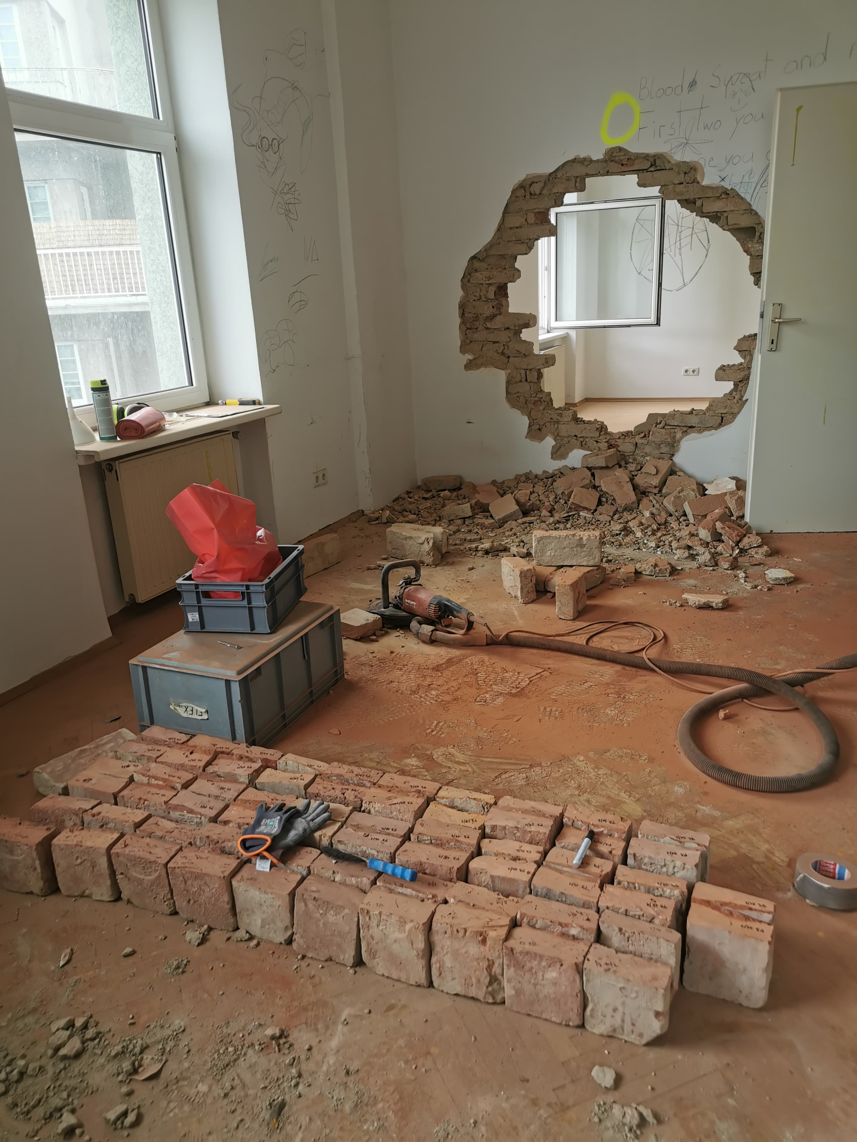 Neue Bausteine aus der alten Wand - kann das funktionieren?